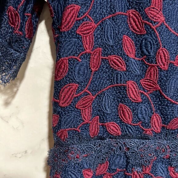 Shani Off-the-Shoulder Lace Dress - Picture 7 of 10